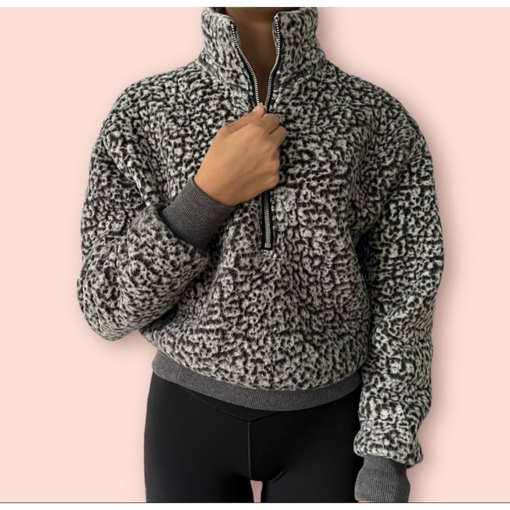 Express Furry Fleece Zip Up sz L